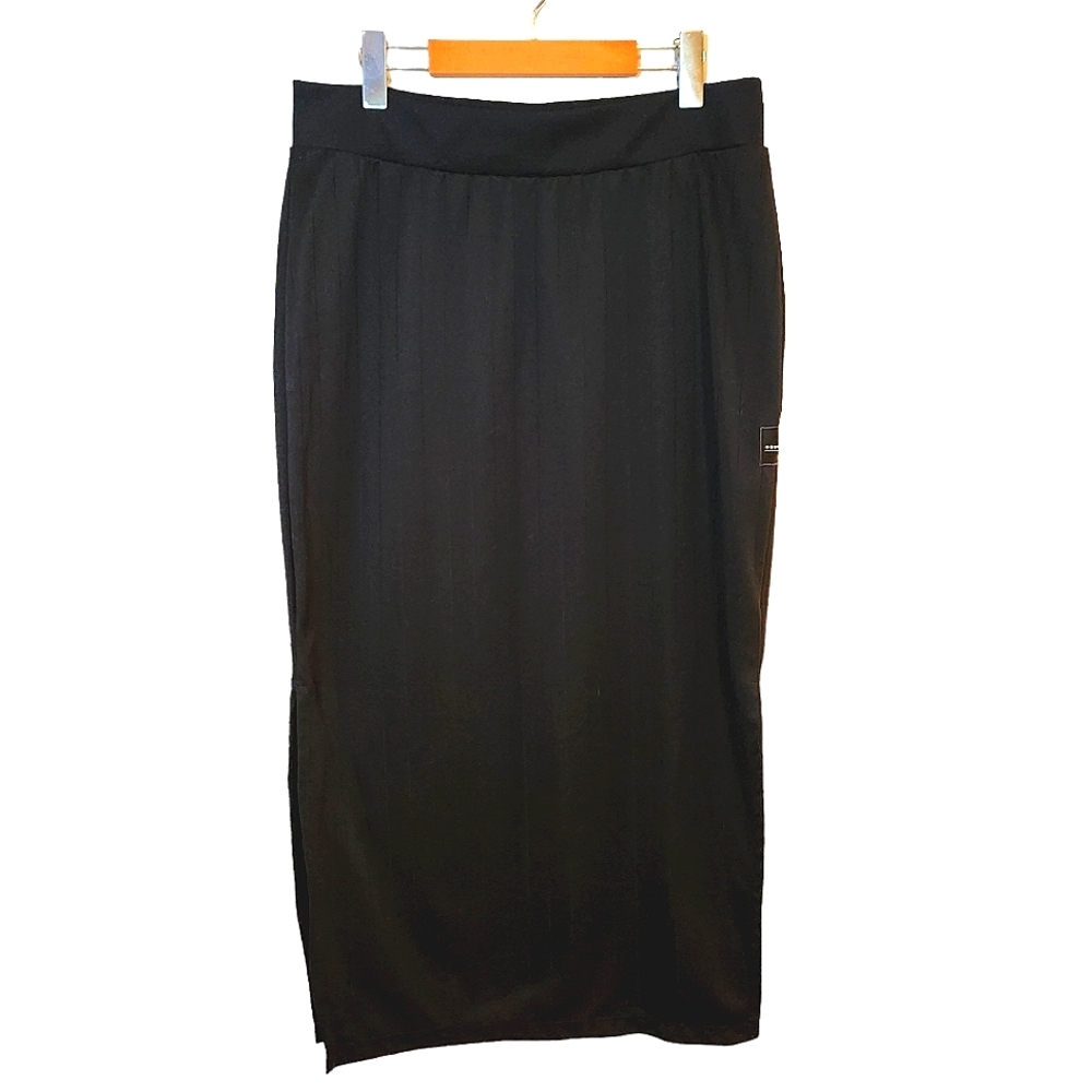 Adidas ADV/91-18 long midi skirt size large